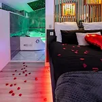 公寓 Romantique Balneotherapie *