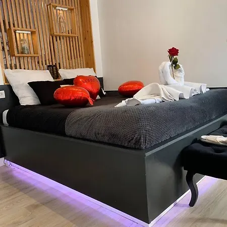 דירה Romantique Balneotherapie