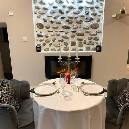 Romantique Balneotherapie דירה
